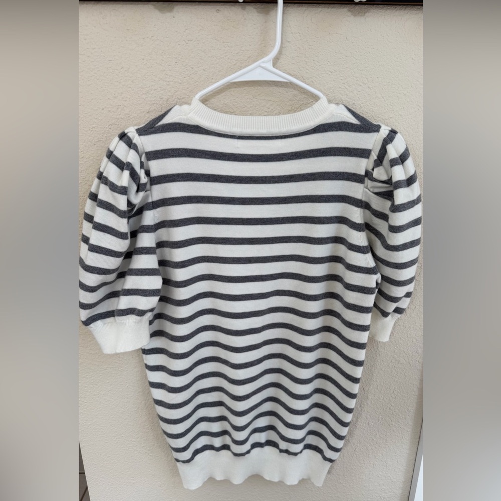 Vine&Love sweater. Gray and white stripe. Size M. like new. - Picture 2 of 6